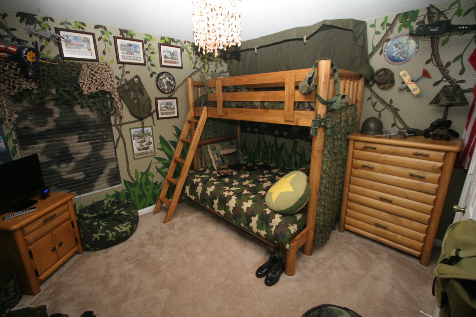 Patriotic boys room camouflage army fatigue decor boys bedroom ...